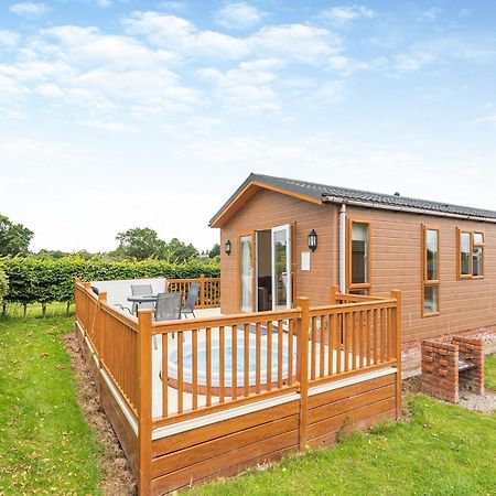 Wigmore Lakes Lodges Cardeston Exterior foto
